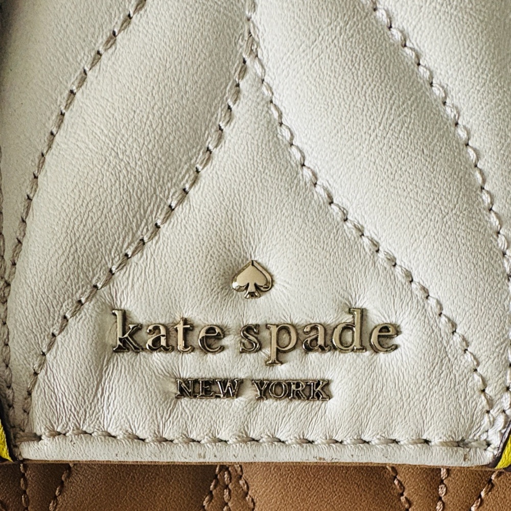KATE SPADE New York Briar Lane Quilted Mini Emelyn Crossbody - Picture 3 of 12